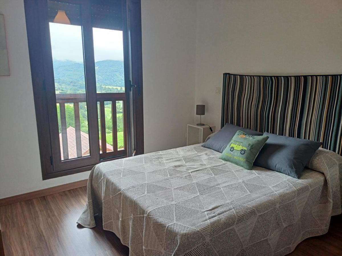 La Casa De Nuria Guest House Onís Eksteriør bilde